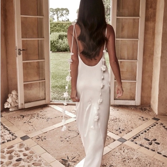 Meshki Dresses & Skirts - Meshki Elenora Ivory Backless Dress with Floral Accents